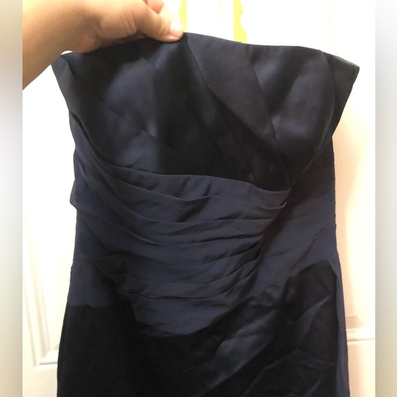David’s Bridal navy satin-like strapless dress size 16 - Picture 2 of 5